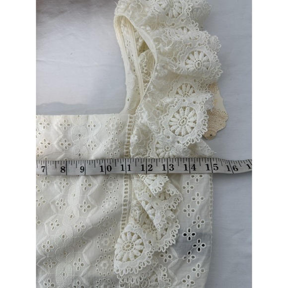 NEW Altar'd State Womens Small Ivory Peasant Crop Top Blouse Eyelet Lace Boho - Picture 8 of 9